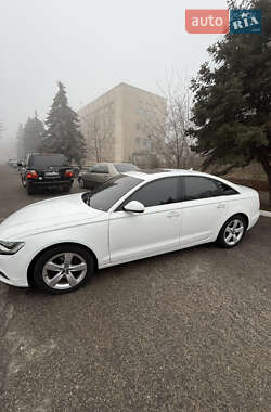 Седан Audi A6 2013 в 
