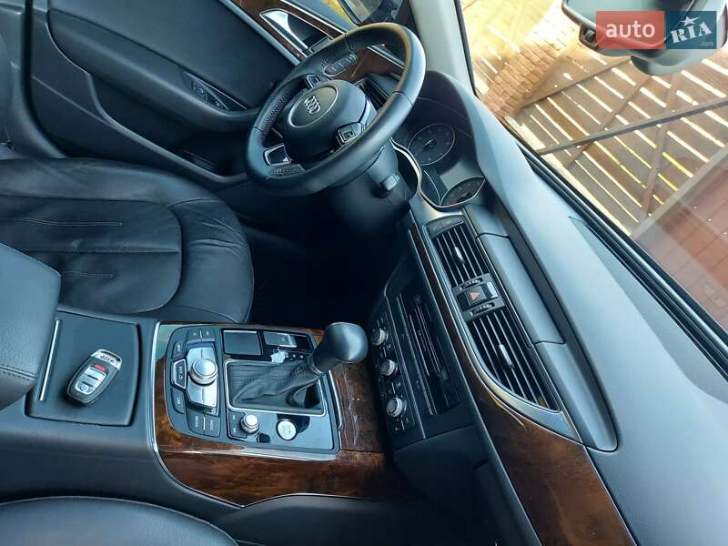 Седан Audi A6 2014 в Ровно