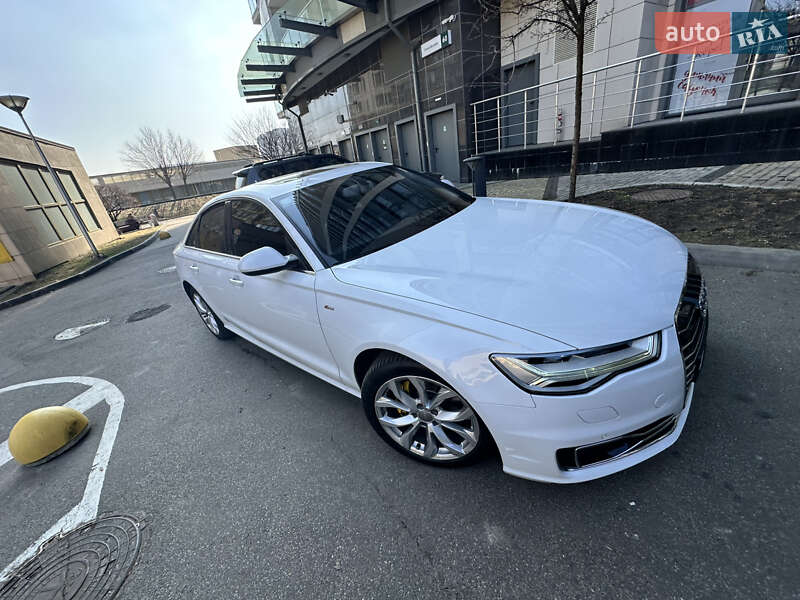 Седан Audi A6 2015 в Киеве
