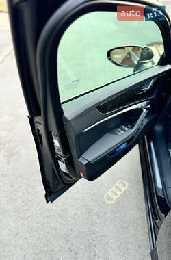 Седан Audi A6 2020 в 