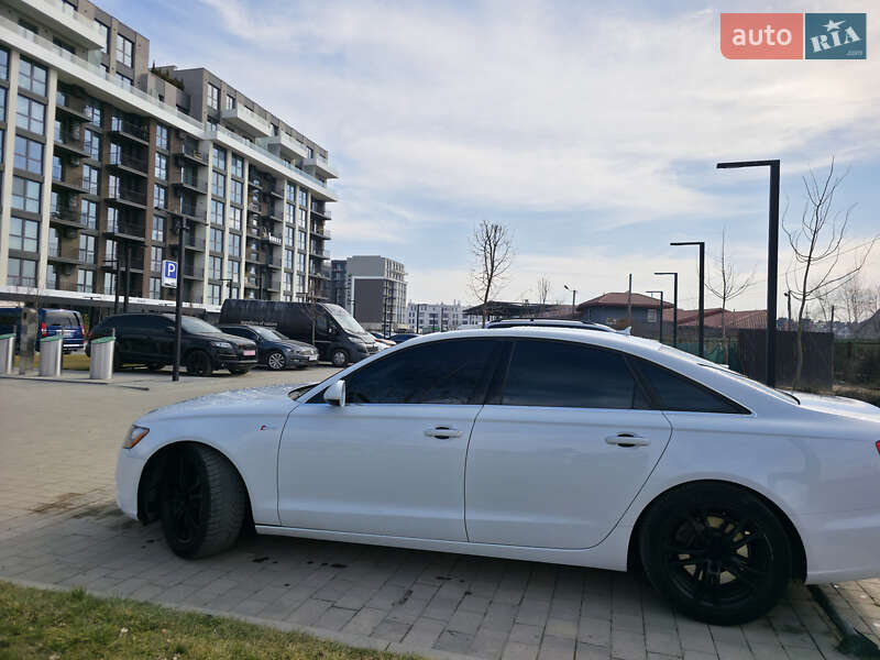 Седан Audi A6 2013 в Ужгороде