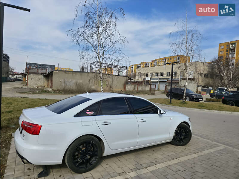 Седан Audi A6 2013 в Ужгороде