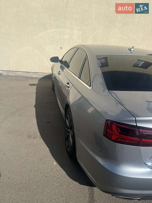 Седан Audi A6 2018 в Киеве