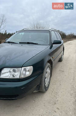 Универсал Audi A6 1996 в 