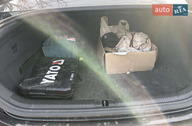 Седан Audi A6 2006 в 