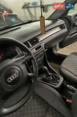 Универсал Audi A6 1999 в 