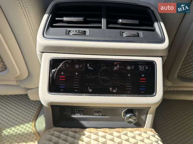 Седан Audi A6 2019 в Львове