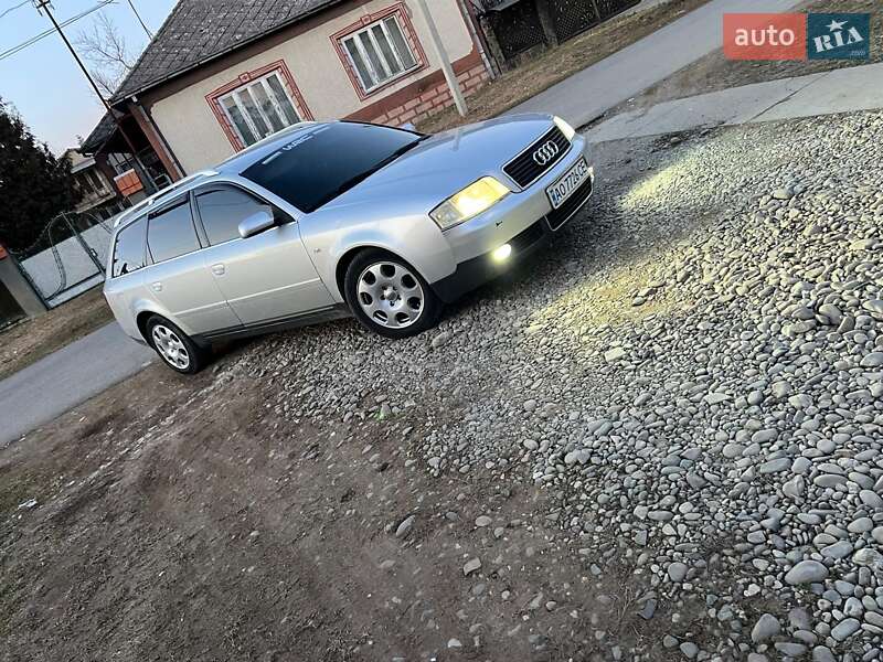 Універсал Audi A6 2004 в 