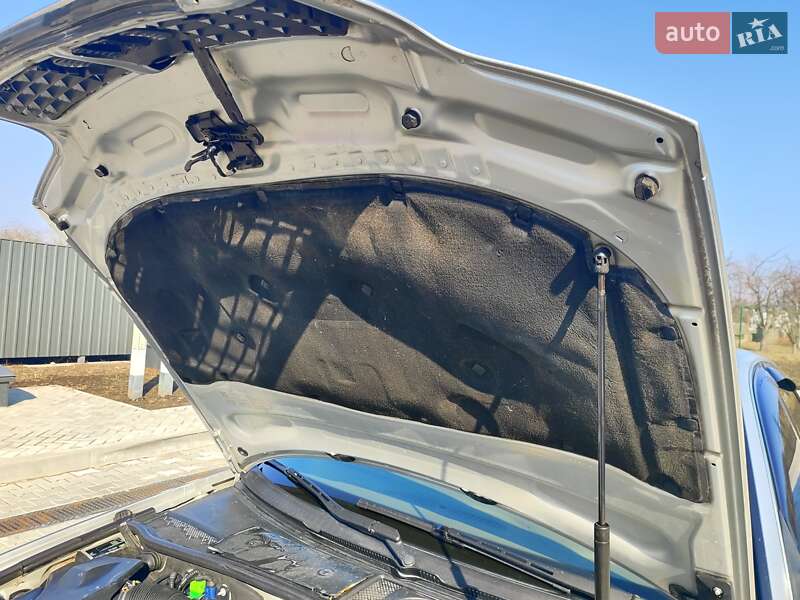 Седан Audi A6 2002 в Миргороді