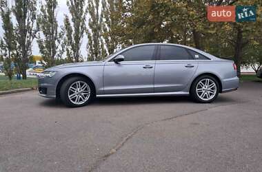 Седан Audi A6 2015 в 