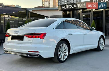 Седан Audi A6 2019 в 
