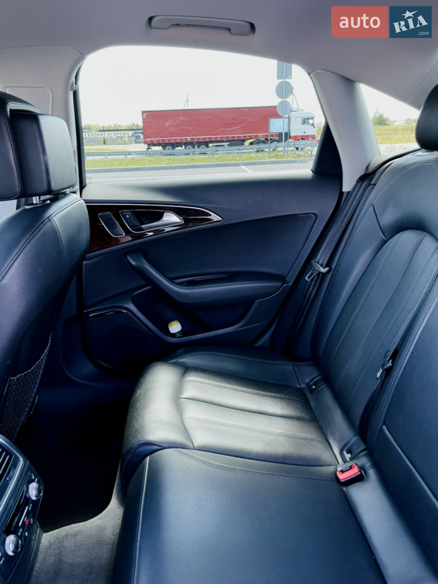 2012 Audi A6 - мініатюра 2
