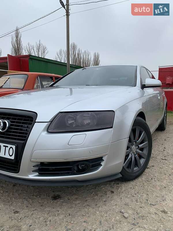 Седан Audi A6 2004 в Ширяево