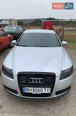 Седан Audi A6 2004 в 