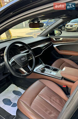 Седан Audi A6 2018 в 