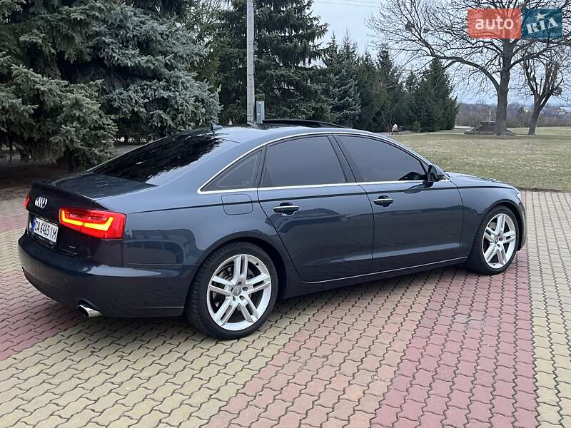 Седан Audi A6 2014 в Киеве