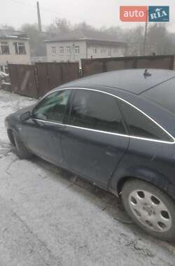 Седан Audi A6 2004 в 