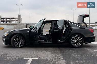 Седан Audi A6 2019 в 