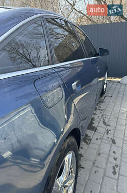 Седан Audi A6 2004 в 