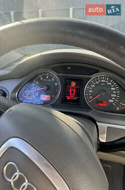 Седан Audi A6 2004 в 