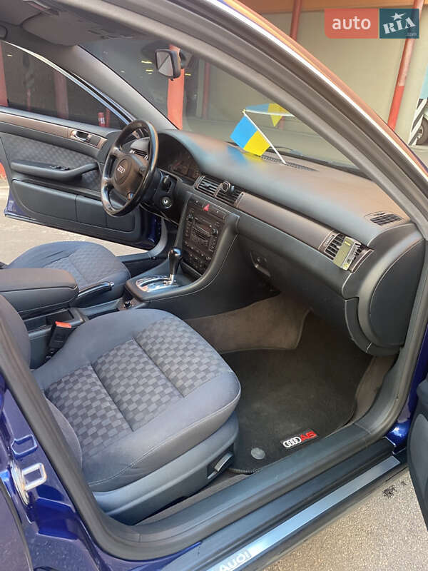 Универсал Audi A6 2001 в Киеве