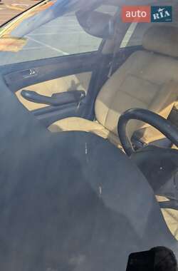 Седан Audi A6 2000 в 