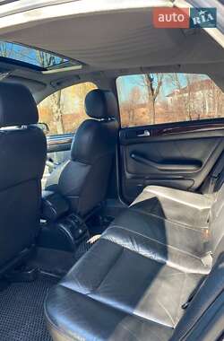 Седан Audi A6 2002 в 