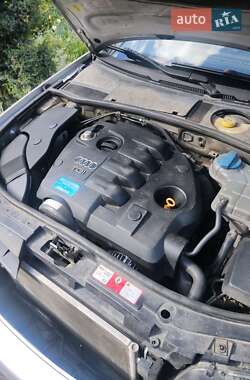 Универсал Audi A6 2002 в 