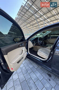 Седан Audi A6 2014 в 