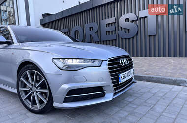 Седан Audi A6 2015 в 