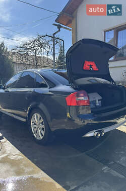 Седан Audi A6 2001 в 