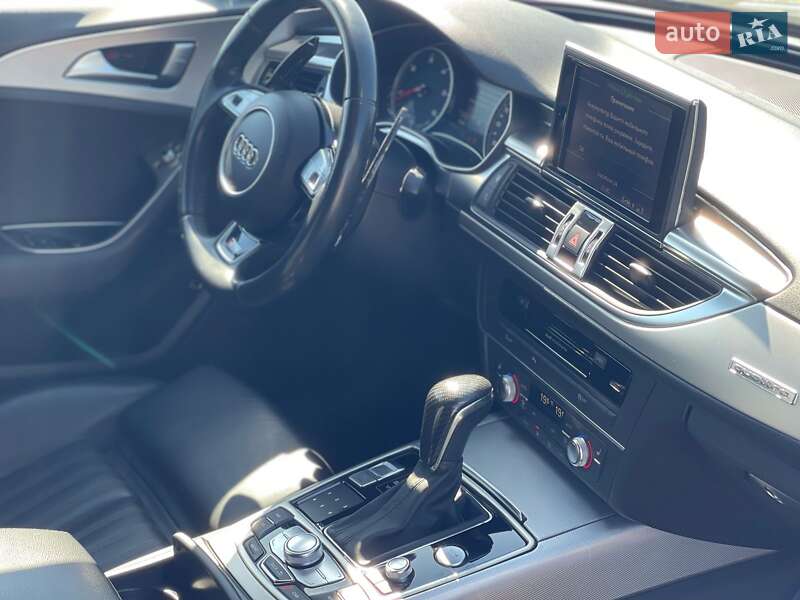 Седан Audi A6 2015 в Ужгороде