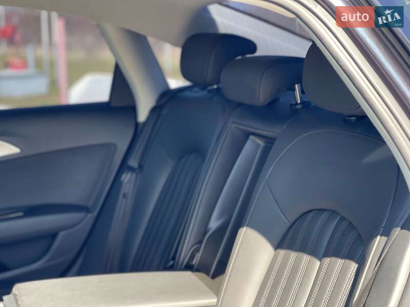 Седан Audi A6 2015 в Ужгороде