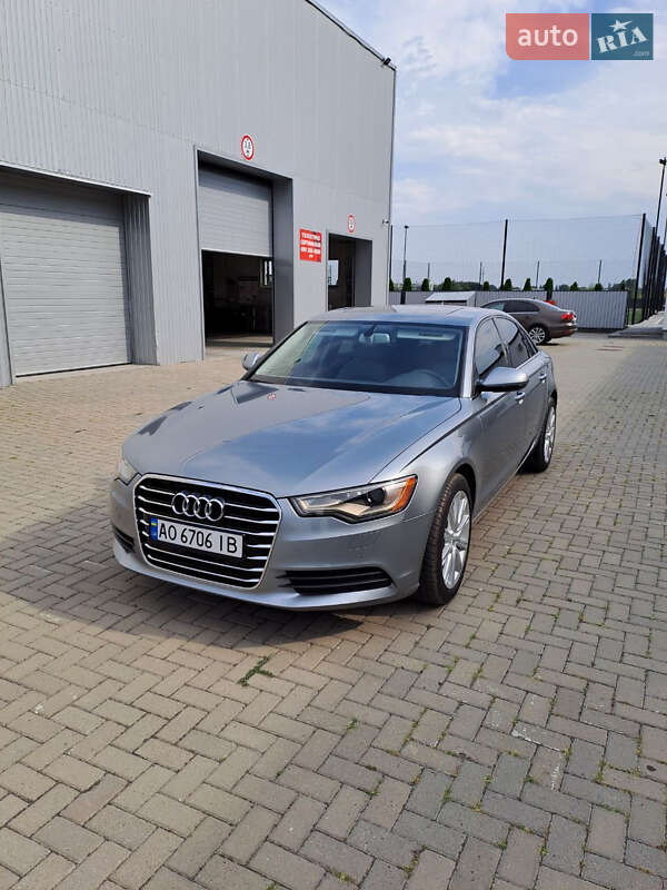 Седан Audi A6 2012 в 