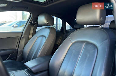 Седан Audi A6 2016 в 