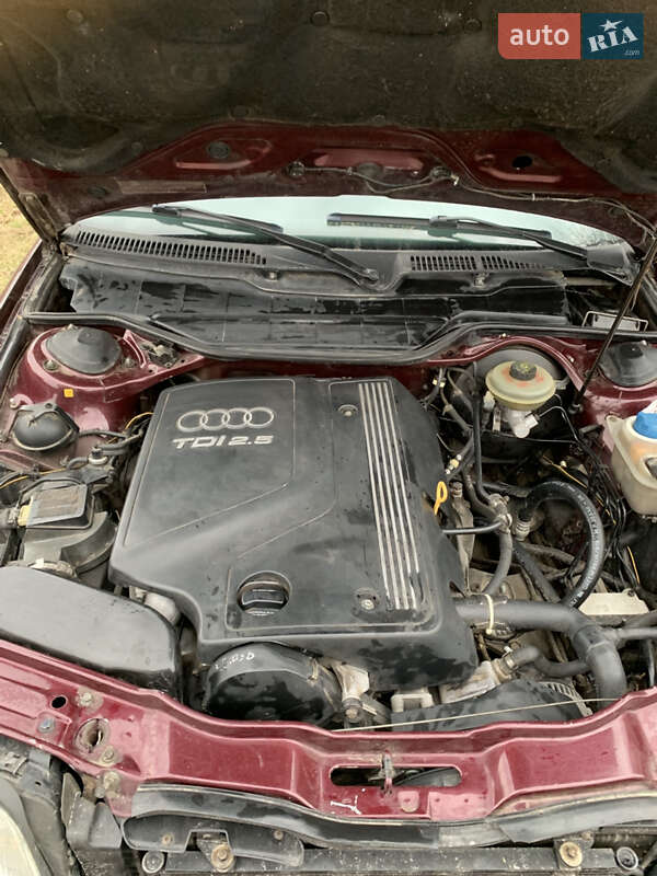 Седан Audi A6 1996 в Дубні
