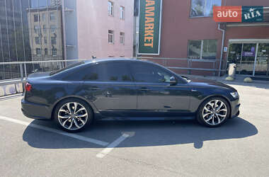 Седан Audi A6 2015 в 