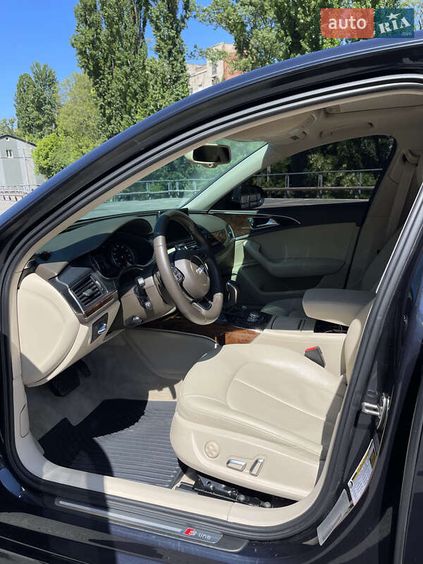 Седан Audi A6 2015 в Киеве