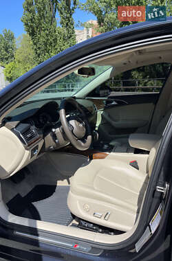 Седан Audi A6 2015 в 
