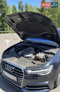 Седан Audi A6 2015 в 
