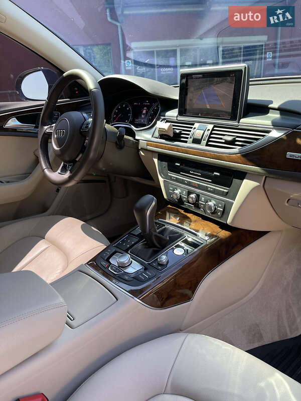 Седан Audi A6 2015 в Киеве