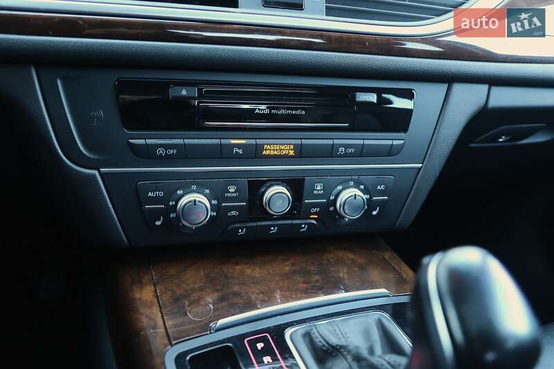 Седан Audi A6 2016 в Киеве