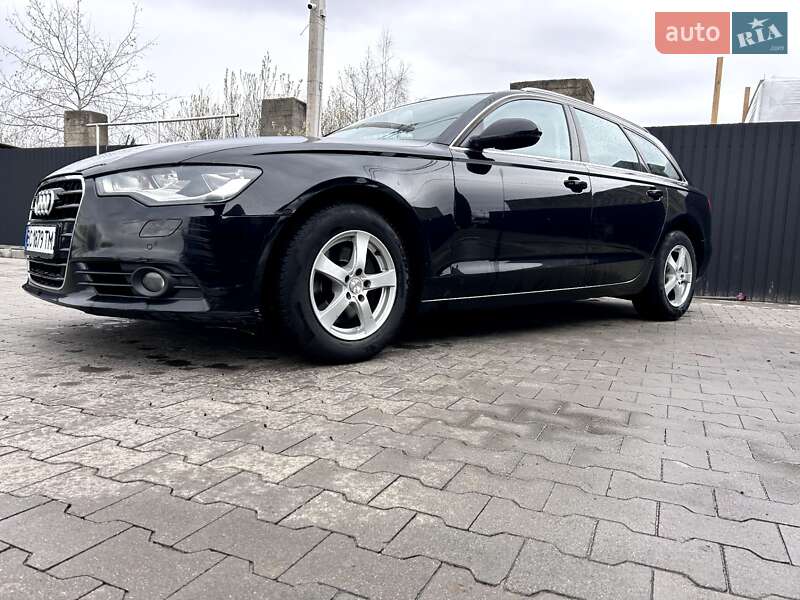 Универсал Audi A6 2012 в Киеве