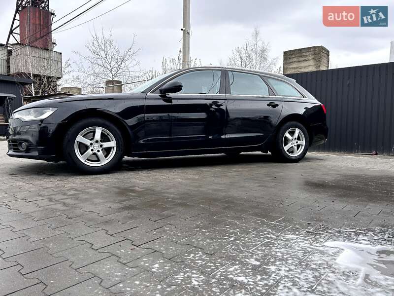 Универсал Audi A6 2012 в Киеве