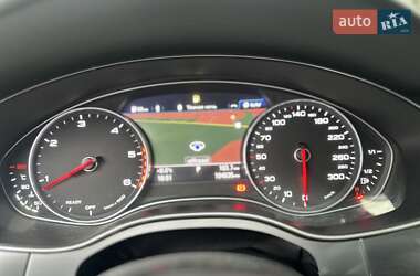 Седан Audi A6 2015 в 