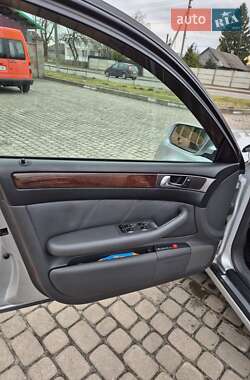 Седан Audi A6 2001 в Камне-Каширском