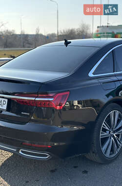 Седан Audi A6 2019 в 