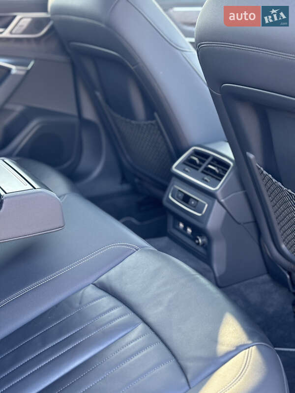 Седан Audi A6 2019 в Павлограді