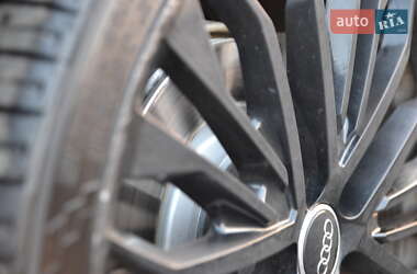 Седан Audi A6 2018 в 