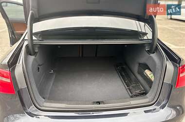 Седан Audi A6 2012 в 